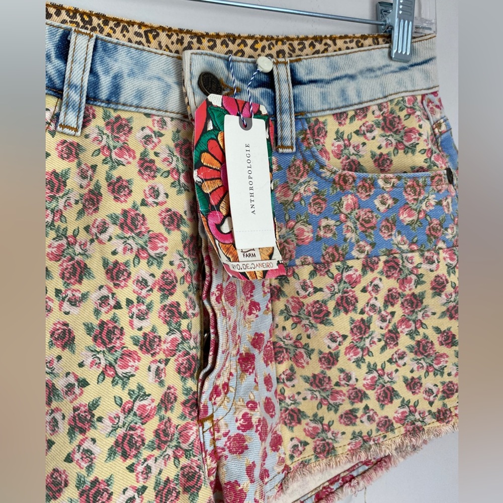 NWT Farm for Anthropologie, Rio Floral Denim Shorts Size 27 - Picture 2 of 7